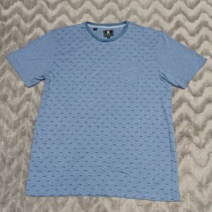Steel And Jelly Mens Size XL  Blue Short Sleeve Shark Print T Shirt